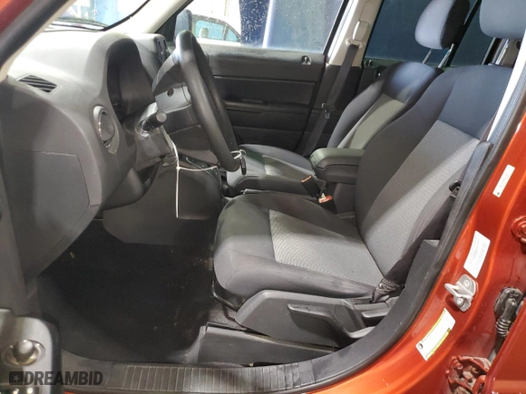2010 Jeep Patriot Sport with VIN 1J4NT2GB4AD551987, listed as a Copart auction lot 50357085 with 41,664 mi miles and Clean Title. Bid and sale history available at carsss.com. Image 7.