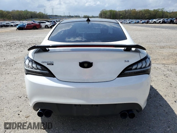 2015 Hyundai Genesis Coupe 3.8L Base z VIN KMHHU6KJXFU124175, wystawiony jako Copart lot #51532595 z przebiegiem 96 510 mil mil oraz Szkoda całkowita • Salvage title. Historia ofert i sprzedaży dostępna na DreamBid. Obrazek 6.