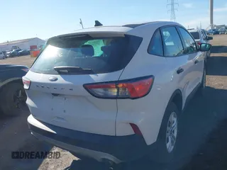 2021 Ford Escape S z VIN 1FMCU9F67MUA99055, wystawiony jako IAAI lot #41811206 z przebiegiem 56 760 mil mil oraz . Historia ofert i sprzedaży dostępna na DreamBid. Obrazek 4.