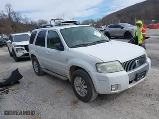 2005 Mercury Mariner Luxury with VIN 4M2CU57165DJ33059, listed as a IAAI auction lot 41675851 with 222,375 mi miles. Bid and sale history available at carsss.com. Image 1.