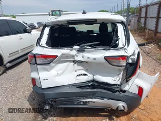 2022 Ford Escape SE z VIN 1FMCU0G6XNUB66534, wystawiony jako IAAI lot #42129812 z przebiegiem 28 836 mil mil oraz . Historia ofert i sprzedaży dostępna na DreamBid. Obrazek 6.