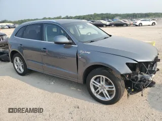 2014 Audi Q5 Premium Plus with VIN WA1DGAFP1EA121090, listed as a Copart auction lot 64368734 with 15,847 mi miles and Salvage Title. Bid and sale history available at carsss.com. Image 4.