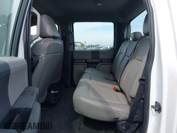 2022 Ford F-250 XL z VIN 1FT7W2BT5NEC17344, wystawiony jako IAAI lot #41756544 z przebiegiem 76 880 mil mil oraz . Historia ofert i sprzedaży dostępna na DreamBid. Obrazek 8.