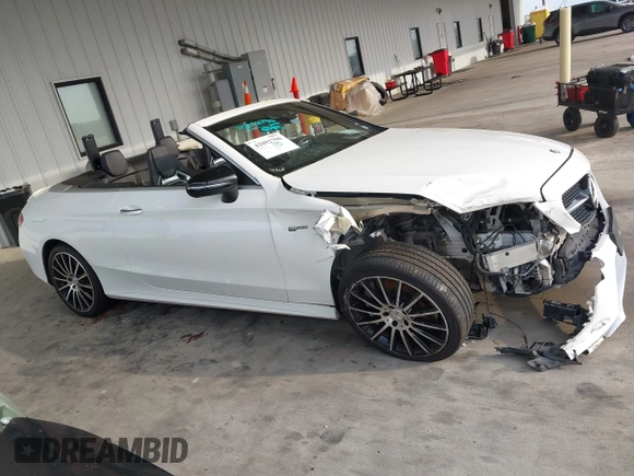 2017 Mercedes-Benz C 43 AMG with VIN WDDWK6EB5HF527015, listed as a IAAI auction lot 42092796 with 78,489 mi miles and . Bid and sale history available at DreamBid. Image 13.