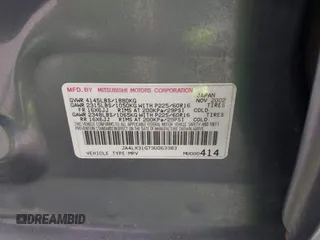 2003 Mitsubishi Outlander LS z VIN JA4LX31G73U063383, wystawiony jako IAAI lot #42254143 z przebiegiem 177 968 mil mil oraz . Historia ofert i sprzedaży dostępna na DreamBid. Obrazek 9.