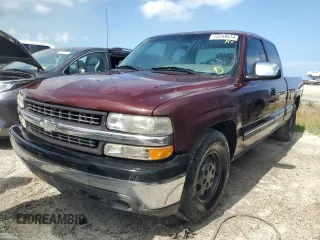 2000 Chevrolet Silverado 1500 with VIN 2GCEC19W9Y1364444, listed as a Copart auction lot 73749574 with 207,993 mi miles and Non Repairable. Bid and sale history available at DreamBid. Image 1.
