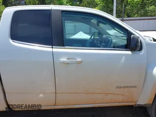 2020 Chevrolet Colorado 2WD LT with VIN 1GCHSCEA9L1214483, listed as a IAAI auction lot 42268513 with 106,120 mi miles and . Bid and sale history available at DreamBid. Image 13.