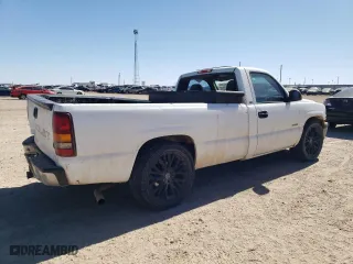 2000 Chevrolet Silverado 1500 with VIN 1GCEC14W5YE217348, listed as a Copart auction lot 46402225 with 316,234 mi miles and Salvage Title. Bid and sale history available at carsss.com. Image 3.