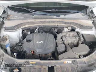 2015 Kia Sorento LX with VIN 5XYKT4A64FG589597, listed as a IAAI auction lot 42068816 with 107,948 mi miles. Bid and sale history available at carsss.com. Image 10.