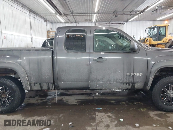 2011 GMC Sierra 1500 SLE z VIN 1GTR2VE32BZ158906, wystawiony jako IAAI lot #41538042 z przebiegiem 169 727 mil mil oraz . Historia ofert i sprzedaży dostępna na DreamBid. Obrazek 13.