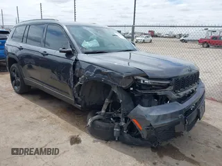 2023 Jeep Grand Cherokee Altitude z VIN 1C4RJKAG6P8701083, wystawiony jako IAAI lot #41887648 z przebiegiem 43 298 mil mil oraz . Historia ofert i sprzedaży dostępna na DreamBid. Obrazek 1.