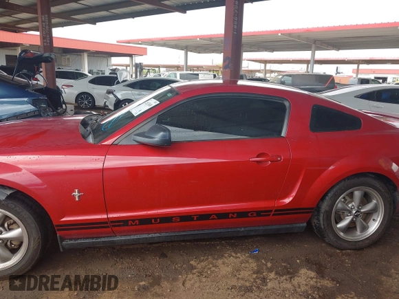 2008 Ford Mustang Deluxe with VIN 1ZVHT80N985143223, listed as a IAAI auction lot 42023600 with 193,678 mi miles. Bid and sale history available at carsss.com. Image 14.