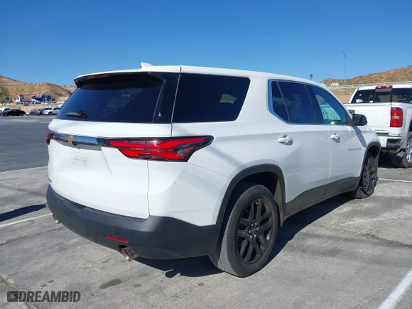 2022 Chevrolet Traverse LS with VIN 1GNERFKW1NJ126070, listed as a IAAI auction lot 41360305 with 37,592 mi miles. Bid and sale history available at carsss.com. Image 4.