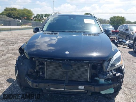 2015 Mercedes-Benz M 400 with VIN 4JGDA5GB4FA559004, listed as a IAAI auction lot 41932299 with 84,749 mi miles and . Bid and sale history available at DreamBid. Image 13.