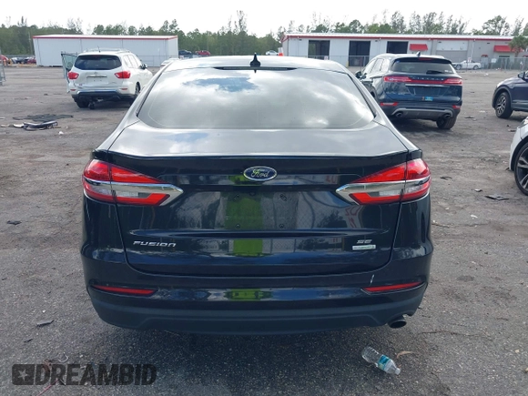 2020 Ford Fusion SE with VIN 3FA6P0HDXLR170082, listed as a IAAI auction lot 40743626 with 53,055 mi miles. Bid and sale history available at carsss.com. Image 16.