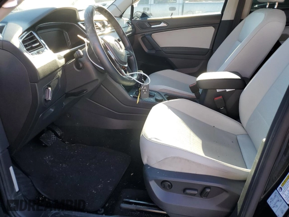 2019 Volkswagen Tiguan SE with VIN 3VV2B7AX6KM091154, listed as a Copart auction lot 86488074 with 63,605 mi miles and Salvage Title. Bid and sale history available at DreamBid. Image 7.