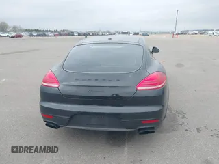 2015 Porsche Panamera 4 z VIN WP0AA2A7XFL001463, wystawiony jako IAAI lot #42139727 z przebiegiem 90 702 mil mil oraz . Historia ofert i sprzedaży dostępna na DreamBid. Obrazek 16.