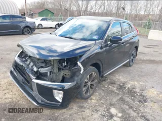 2019 Mitsubishi Eclipse Cross SE z VIN JA4AT5AA5KZ048554, wystawiony jako IAAI lot #41992025 z przebiegiem 76 052 mil mil oraz . Historia ofert i sprzedaży dostępna na DreamBid. Obrazek 17.