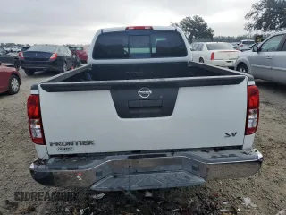 2016 Nissan Frontier SV with VIN 1N6AD0CU4GN735971, listed as a Copart auction lot 43013095 with 84,095 mi miles and Salvage title. Bid and sale history available at DreamBid. Image 6.
