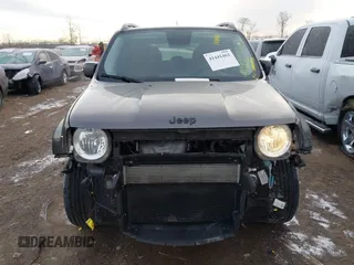 2016 Jeep Renegade Latitude with VIN ZACCJBBT5GPD37944, listed as a IAAI auction lot 41441463 with 103,429 mi miles. Bid and sale history available at carsss.com. Image 6.