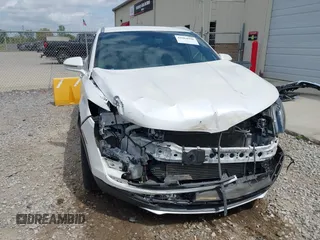 2018 Lincoln MKC Select with VIN 5LMCJ2C96JUL32351, listed as a IAAI auction lot 41964998 with 102,680 mi miles and . Bid and sale history available at DreamBid. Image 6.