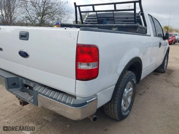 2004 Ford F-150 XL with VIN 1FTPX12534NA38727, listed as a IAAI auction lot 41600622 with 161,847 mi miles. Bid and sale history available at carsss.com. Image 4.