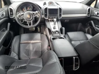 2016 Porsche Cayenne with VIN WP1AA2A29GKA38322, listed as a Copart auction lot 51913385 with 226,197 mi miles and Salvage Title. Bid and sale history available at carsss.com. Image 8.