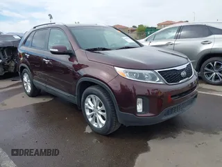 2015 Kia Sorento EX with VIN 5XYKU4A72FG628631, listed as a IAAI auction lot 41802719 with 69,888 mi miles. Bid and sale history available at carsss.com. Image 1.