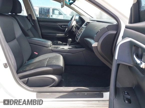 2017 Nissan Altima SR with VIN 1N4AL3AP7HC218218, listed as a IAAI auction lot 41848359 with 175,626 mi miles and . Bid and sale history available at carsss.com. Image 5.