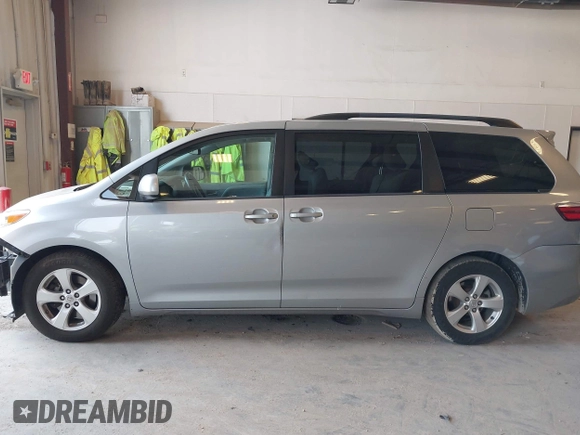 2015 Toyota Sienna LE AAS with VIN 5TDKK3DC2FS643769, listed as a IAAI auction lot 42473037 with 195,211 mi miles and . Bid and sale history available at DreamBid. Image 14.