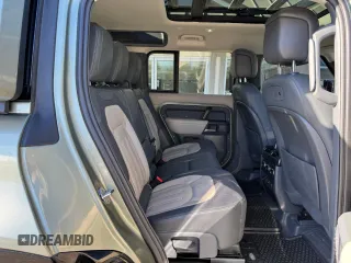 2022 Land Rover Defender z VIN SALE3ERU2N2063122, wystawiony jako Copart lot #88522655 z przebiegiem 89 354 mil mil oraz Czysty tytuł • Clean title. Historia ofert i sprzedaży dostępna na DreamBid. Obrazek 6.