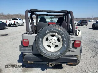 2001 Jeep Wrangler SE with VIN 1J4FA29P21P329675, listed as a Copart auction lot 45634015 with 191,625 mi miles and Salvage Title. Bid and sale history available at carsss.com. Image 6.