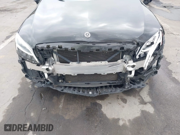 2019 Mercedes-Benz C 300 with VIN 55SWF8DB2KU298654, listed as a IAAI auction lot 42153735 with 58,260 mi miles and . Bid and sale history available at DreamBid. Image 13.