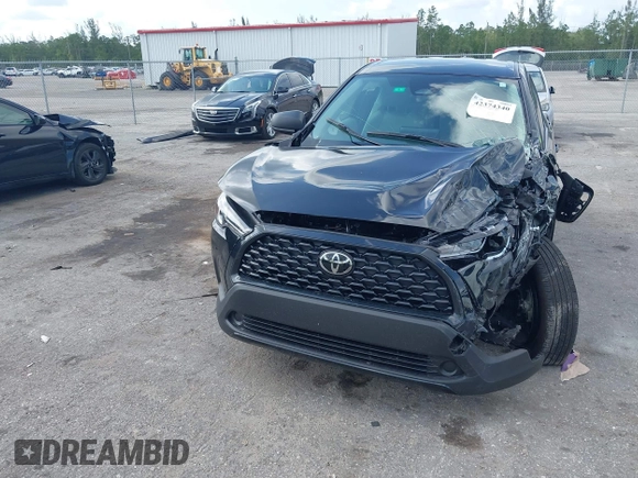 2024 Toyota Corolla Cross L with VIN 7MUAAAAG7RV101166, listed as a IAAI auction lot 42374340 with 11,213 mi miles and . Bid and sale history available at DreamBid. Image 6.