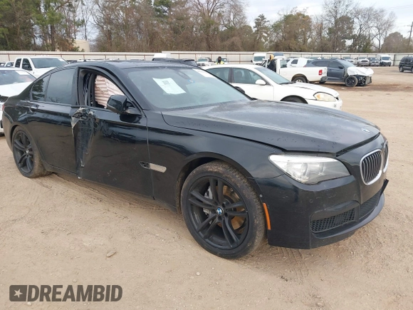 2015 BMW 7 Series 740i с VIN WBAYA6C58FD826880, выставлен на аукционе IAAI как лот 41360429 с пробегом 125 130 миль миль и . История ставок и продаж доступна на DreamBid. Изображение 1.