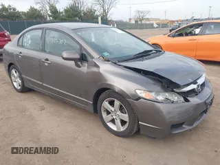 2011 Honda Civic LX-S z VIN 19XFA1F66BE013578, wystawiony jako IAAI lot #42109702 z przebiegiem 161 830 mil mil oraz . Historia ofert i sprzedaży dostępna na DreamBid. Obrazek 1.