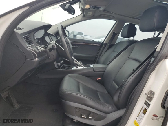 2013 BMW 5 Series Gran Turismo 535i with VIN WBASN2C54DC202564, listed as a Copart auction lot 44390155 with 152,332 mi miles and Clean Title. Bid and sale history available at carsss.com. Image 7.