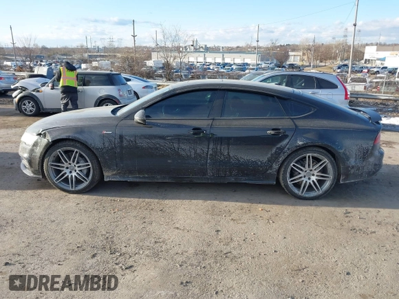 2014 Audi A7 3.0 Prestige with VIN WAU2GAFC6EN030266, listed as a IAAI auction lot 41439486 with 160,917 mi miles. Bid and sale history available at carsss.com. Image 14.
