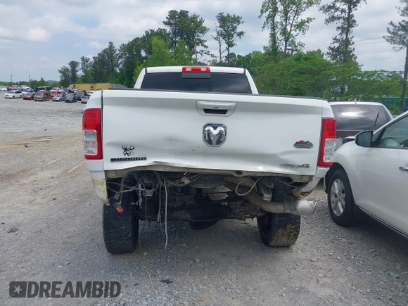 2019 Ram 2500 Big Horn with VIN 3C6UR5DL7KG531128, listed as a IAAI auction lot 42125430 with 159,088 mi miles and . Bid and sale history available at DreamBid. Image 16.