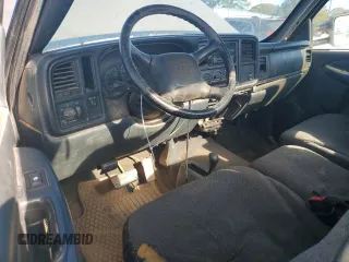 2000 Chevrolet Silverado 1500 with VIN 1GCEK14T2YE307758, listed as a Copart auction lot 76080254 with 296,205 mi miles and Salvage Title. Bid and sale history available at carsss.com. Image 8.