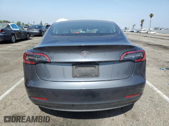 2023 Tesla Model 3 z VIN 5YJ3E1EA2PF680355, wystawiony jako Copart lot #60760225 z przebiegiem 17 270 mil mil oraz Szkoda całkowita • Salvage title. Historia ofert i sprzedaży dostępna na DreamBid. Obrazek 6.