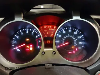 2013 Nissan Juke SL z VIN JN8AF5MV0DT215912, wystawiony jako IAAI lot #42281543 z przebiegiem 154 119 mil mil oraz . Historia ofert i sprzedaży dostępna na DreamBid. Obrazek 7.