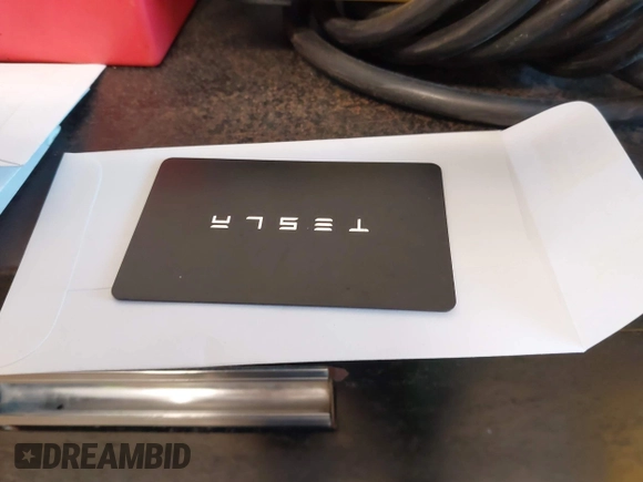 2024 Tesla Model Y Long Range with VIN 7SAYGDEE5RA329172, listed as a IAAI auction lot 41892147 with 8,030 mi miles and . Bid and sale history available at DreamBid. Image 11.