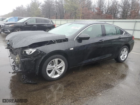 2020 Buick Regal Sportback Preferred with VIN W04GL6SX4L1001518, listed as a Copart auction lot 84630764 with 17,415 mi miles and Clean Title. Bid and sale history available at carsss.com. Image 1.