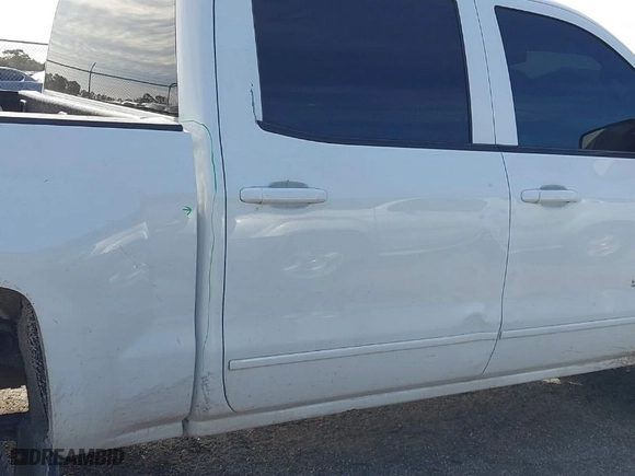 2015 Chevrolet Silverado 1500 LT with VIN 3GCUKREC9FG489408, listed as a IAAI auction lot 41269948 with NaN miles. Bid and sale history available at carsss.com. Image 18.