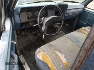 1986 Ford F-150 with VIN 2FTDF15Y2GCB58735, listed as a Copart auction lot 46732215 with 54,401 mi miles and Clean Title. Bid and sale history available at carsss.com. Image 8.