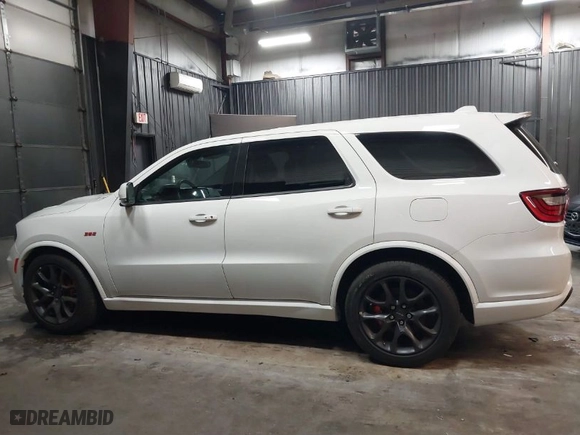 2021 Dodge Durango SRT 392 with VIN 1C4SDJGJ8MC845443, listed as a IAAI auction lot 40239648 with 4,904 mi miles. Bid and sale history available at carsss.com. Image 15.