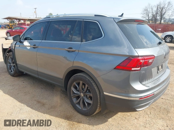 2023 Volkswagen Tiguan SE с VIN 3VV3B7AX1PM082647, выставлен на аукционе IAAI как лот 41795692 с пробегом 15 022 миль миль и . История ставок и продаж доступна на DreamBid. Изображение 3.