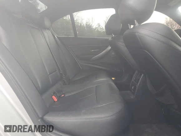 2013 BMW 3 Series 335i with VIN WBA3A9C54DF477049, listed as a Copart auction lot 84662634 with 118,389 mi miles and Salvage Title. Bid and sale history available at carsss.com. Image 10.