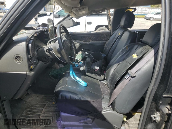 2004 Chevrolet Avalanche Z66 with VIN 3GNEC12T14G204003, listed as a Copart auction lot 48887205 with 164,247 mi miles and Non repairable. Bid and sale history available at DreamBid. Image 7.